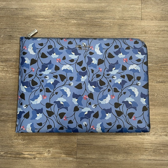 kate spade Handbags - Kate Spade Blue and Black Floral Laptop Case